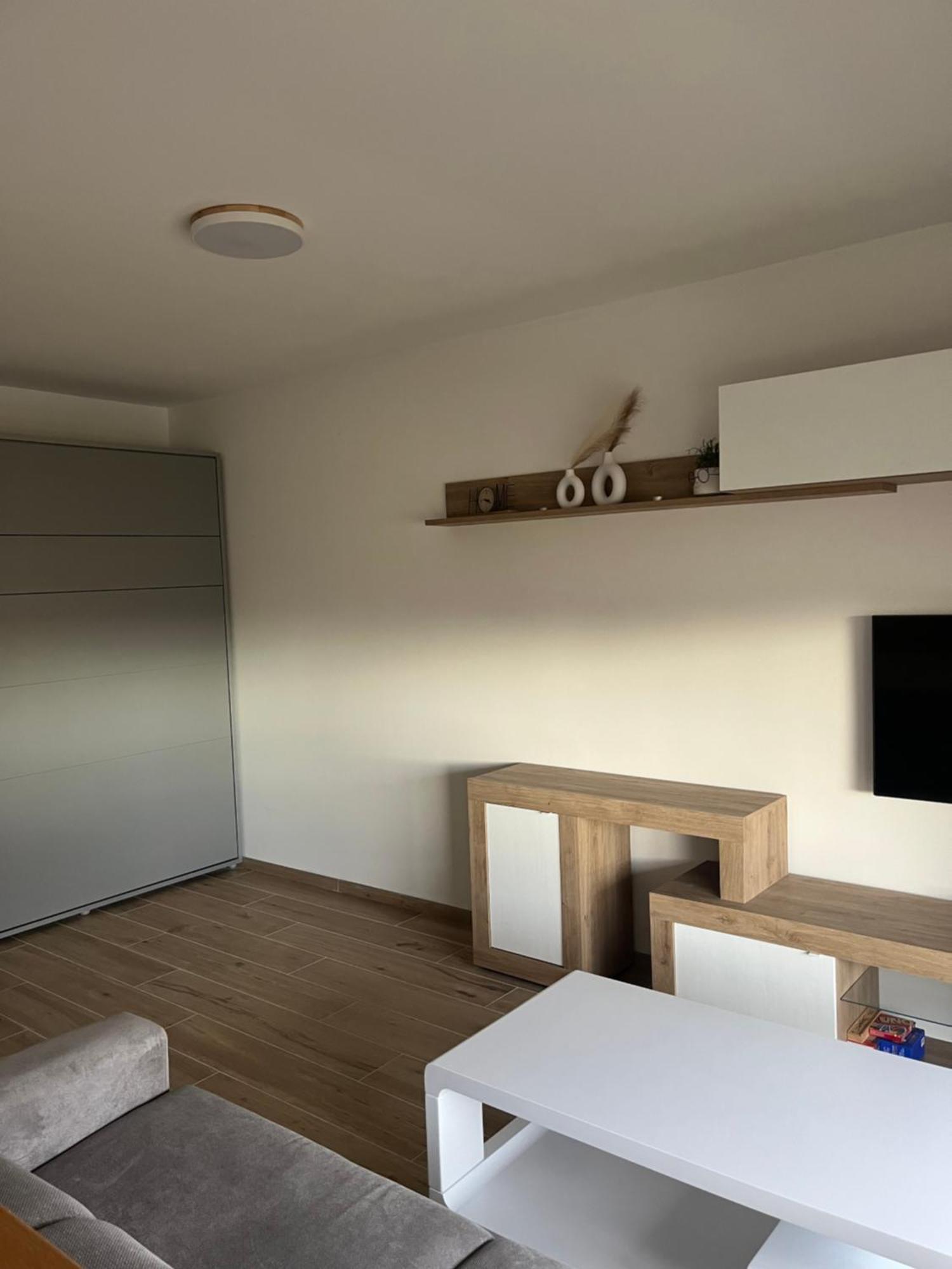 Studio Kialeo Pres De La Plage Avec Parking Roccabruna Esterno foto